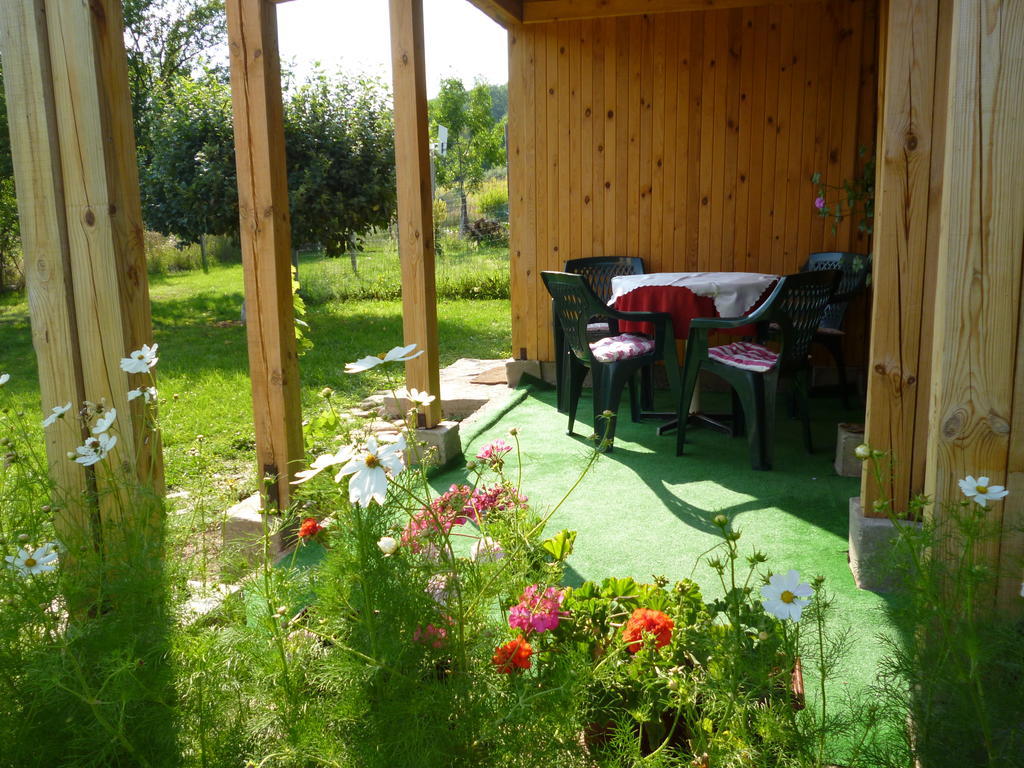 Villa Jun Guest House Belogradtsjik Eksteriør bilde