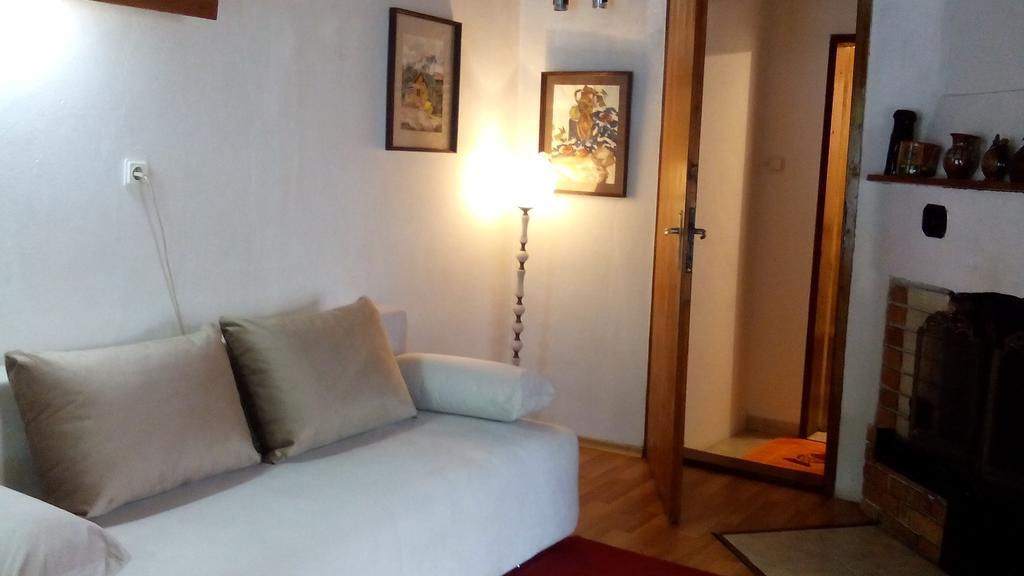 Villa Jun Guest House Belogradtsjik Eksteriør bilde